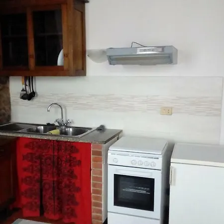 Tuskany Stonehouse بيت ضيافة *